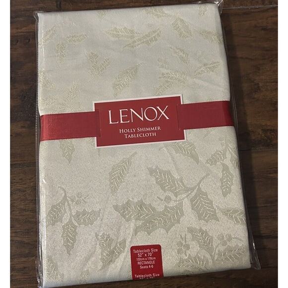 LENOX Holly Shimmer 52”x‎ 70”Tablecloth Cream Gold Shimmer Holly Leaves New - Picture 2 of 5